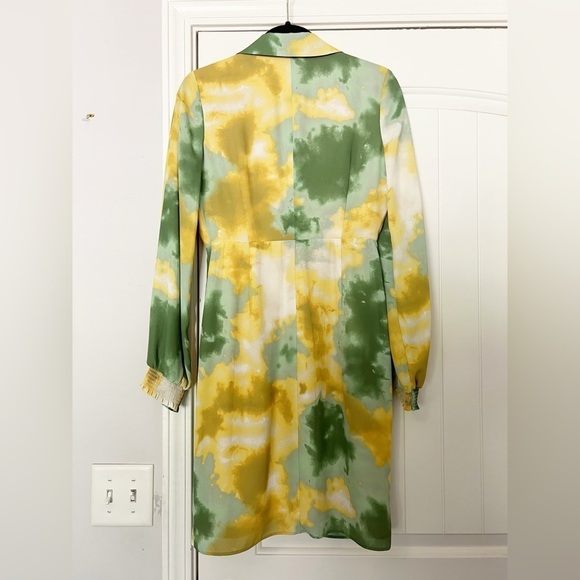 Toccin NY Tie Dye Wrap Front Long Sleeve Shirtdress Leaf Tie Dye - Picture 8 of 10